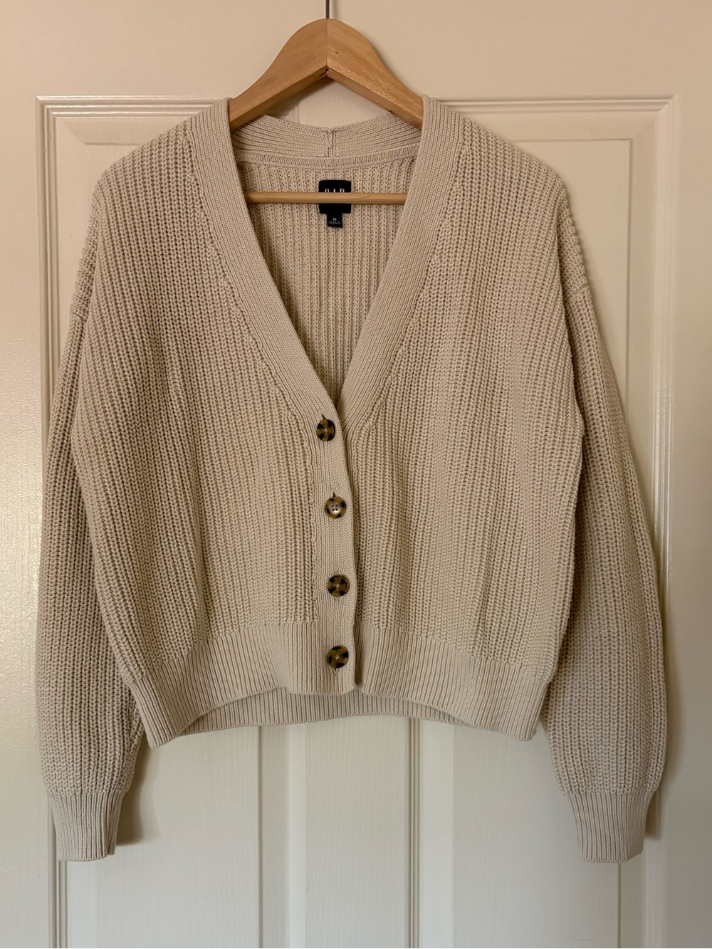 GAP Cream V-Neck Button Front Cardigan - Size M